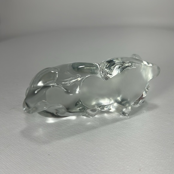 Fenton Art Glass Crystal Short Tail Crouching Cat - Picture 11 of 17